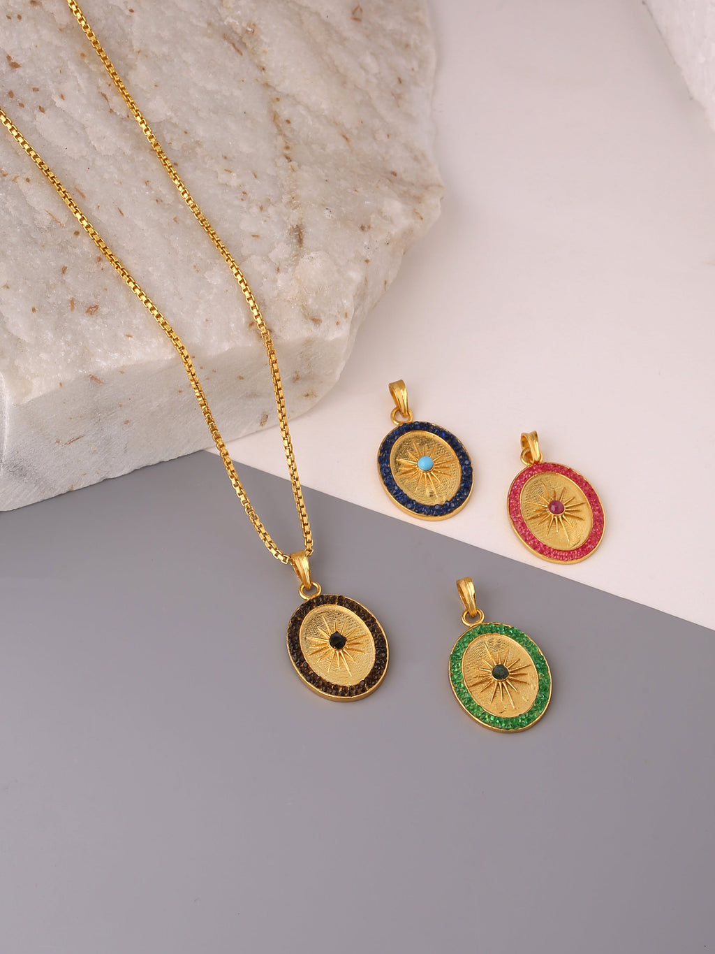 The Glittery Sunburst Pendant